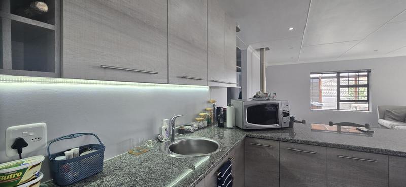 3 Bedroom Property for Sale in Reebok Western Cape
